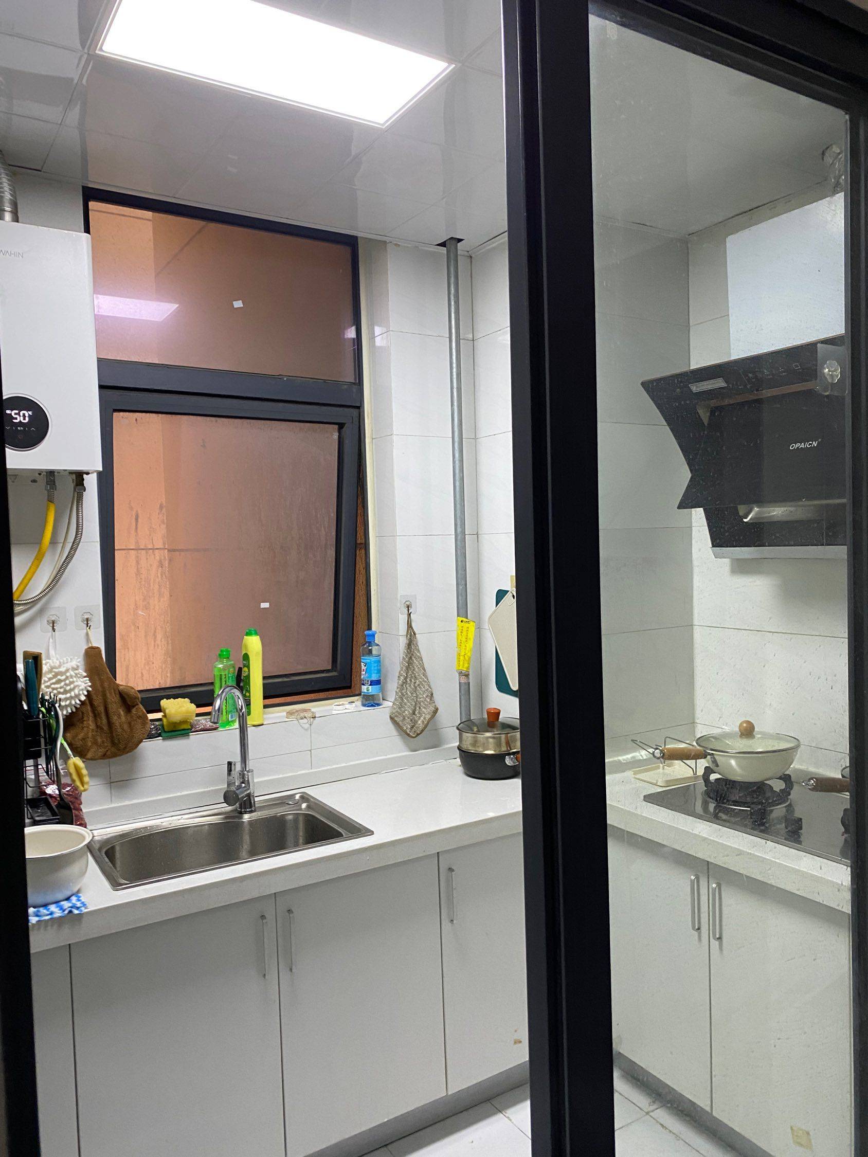 Hefei-Yaohai-Cozy Home,Clean&Comfy,No Gender Limit,Hustle & Bustle,“Friends”,Chilled,LGBTQ Friendly,Pet Friendly