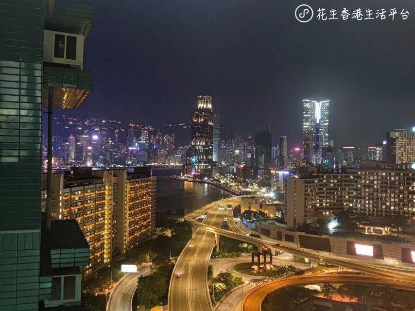 Hong Kong-Kowloon-“Friends”
