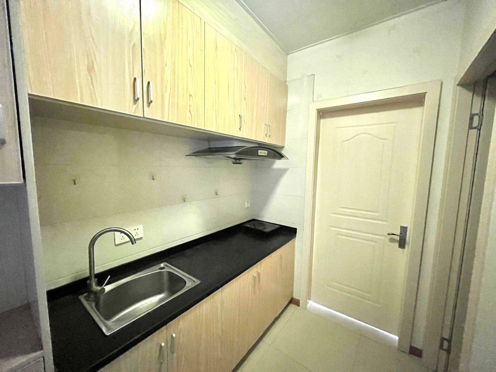 Hangzhou-Xiaoshan-Long Term,Long & Short Term,Seeking Flatmate,Shared Apartment