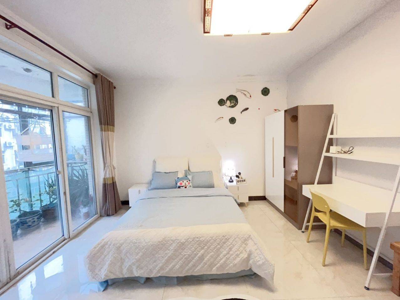 Wuhan-Hongshan-Cozy Home,Clean&Comfy,No Gender Limit,Hustle & Bustle,“Friends”,Chilled,LGBTQ Friendly,Pet Friendly