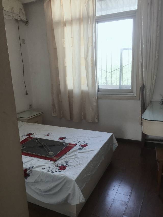 Wuhan-Jiang'an-Cozy Home,Clean&Comfy,No Gender Limit,Hustle & Bustle