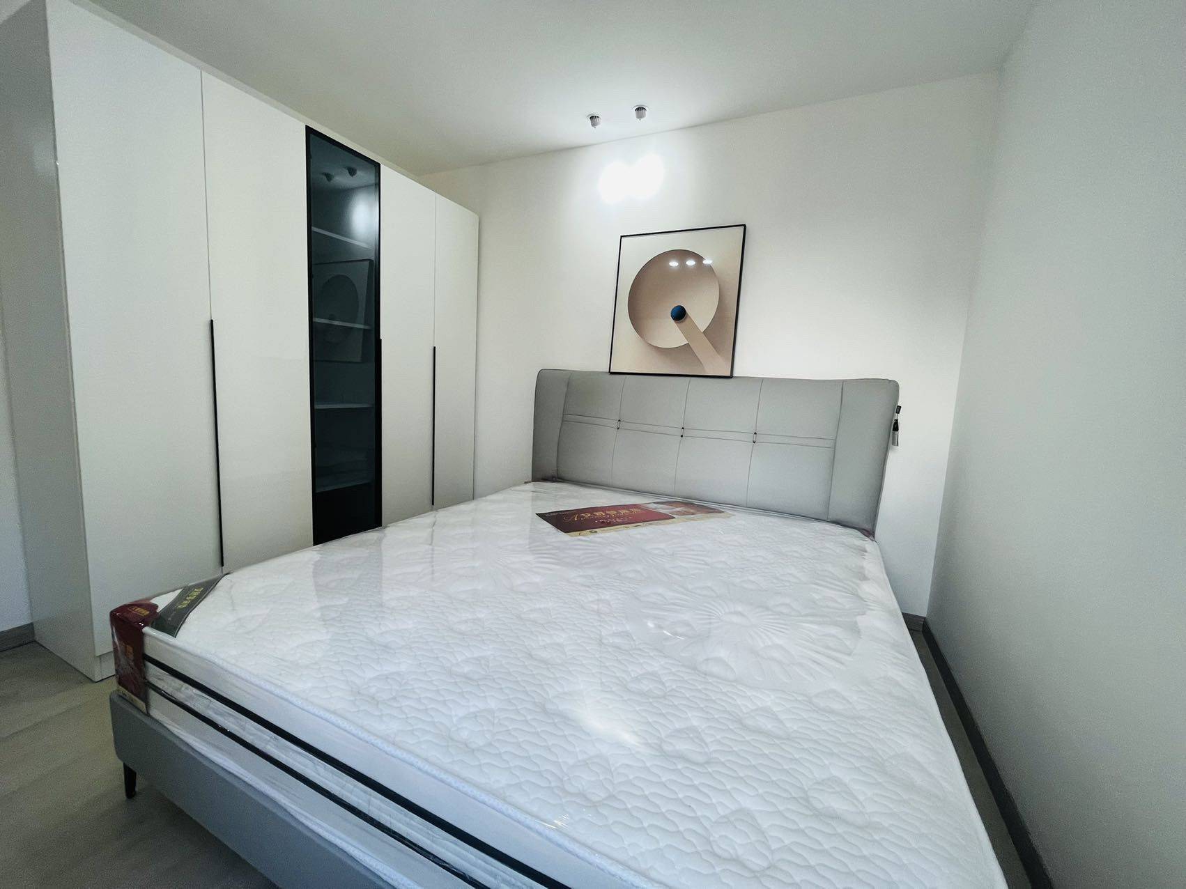 Shanghai-Hongkou-Cozy Home,Clean&Comfy,No Gender Limit,Hustle & Bustle,“Friends”,Chilled
