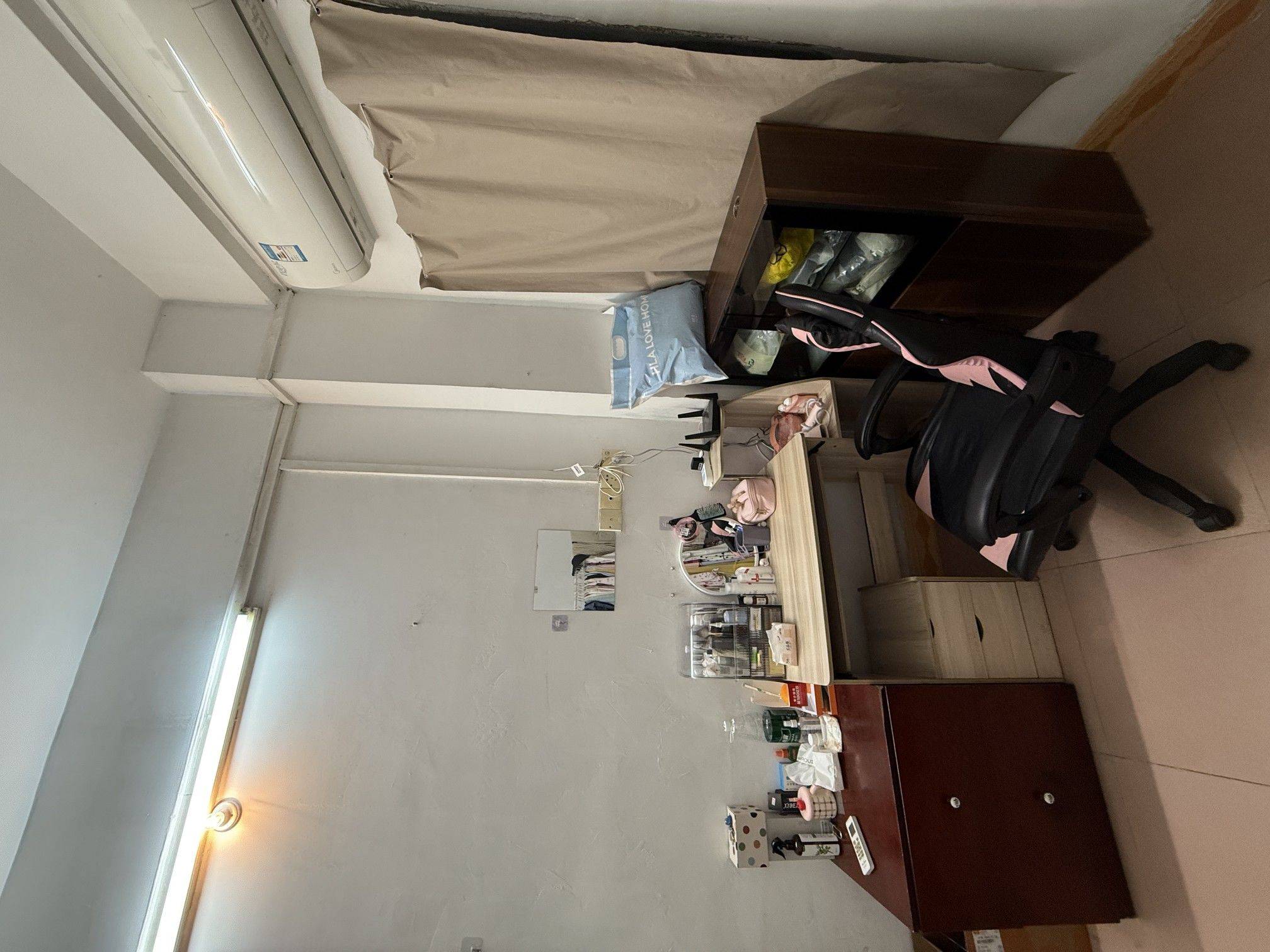 Shenzhen-Longhua-Cozy Home,Clean&Comfy,No Gender Limit,Hustle & Bustle,“Friends”,Chilled