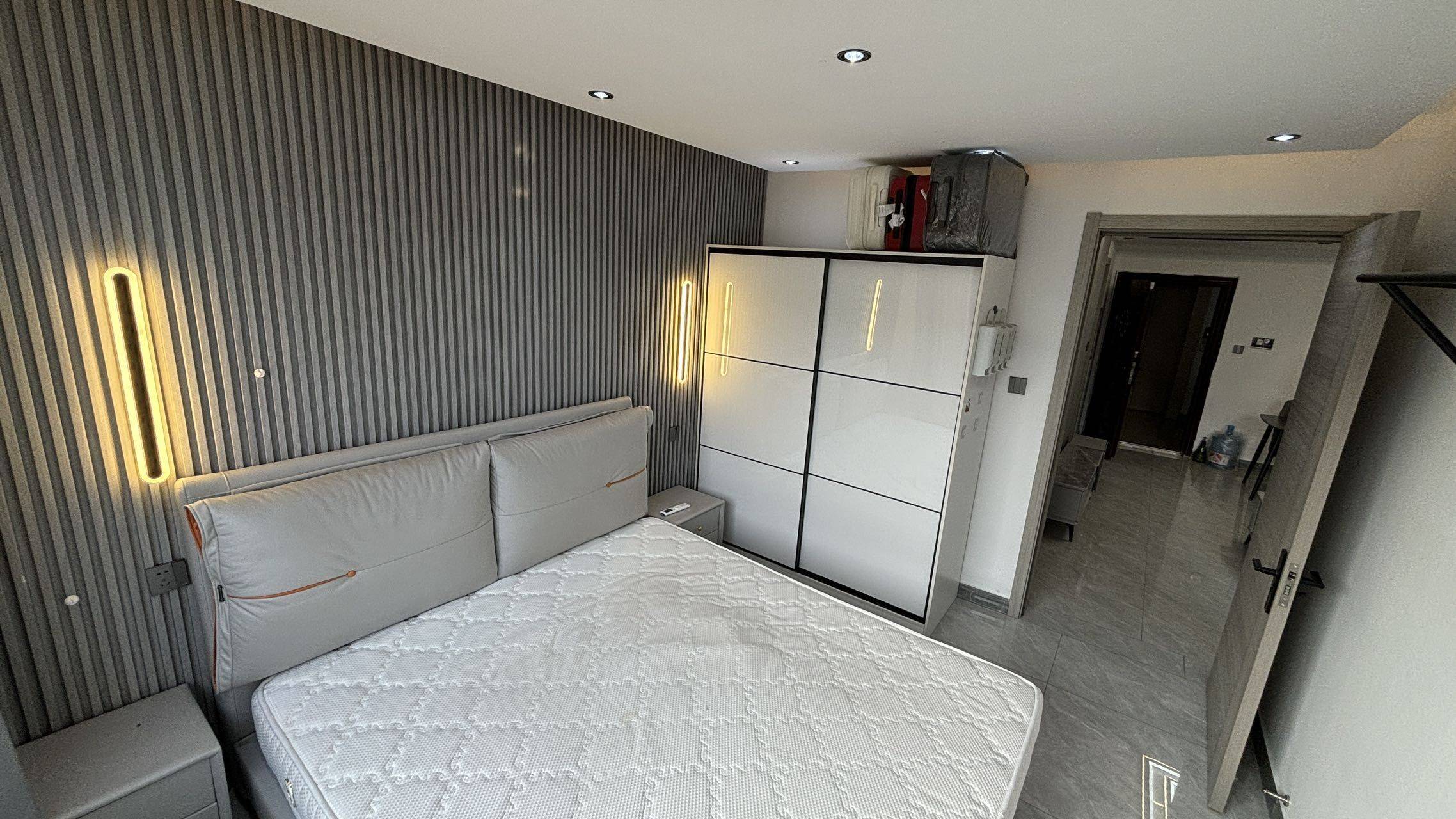 Shanghai-Minhang-Cozy Home,Clean&Comfy,No Gender Limit,Hustle & Bustle