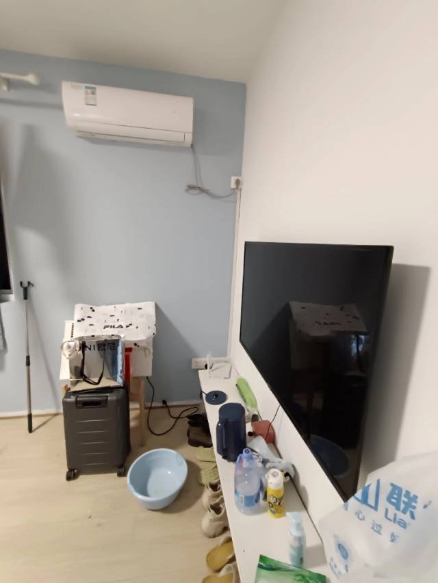 Shanghai-Yangpu-“Friends”