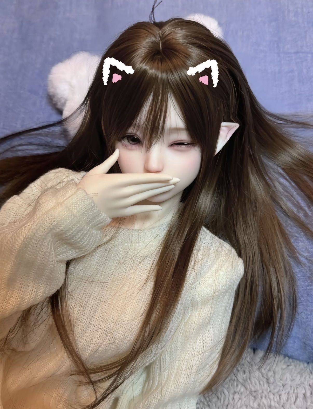E.E