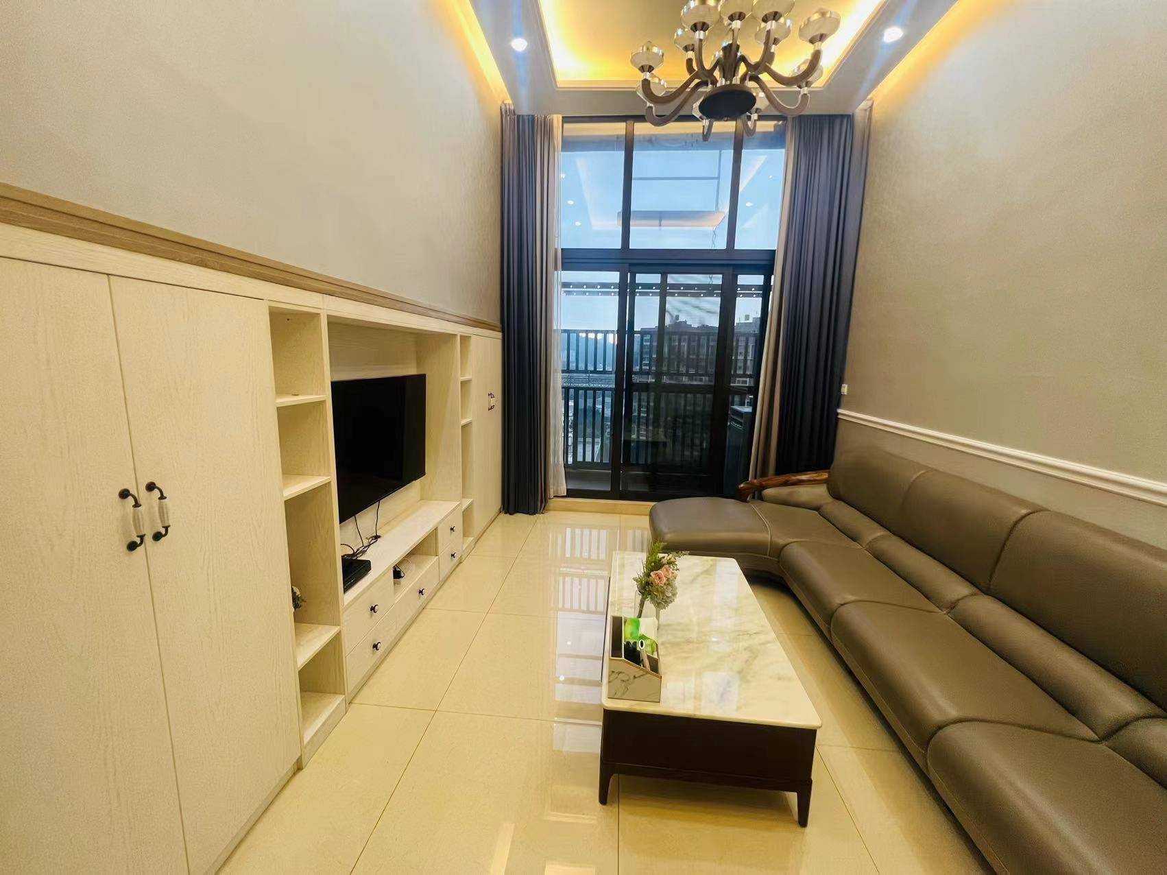 Guangzhou-Panyu-Cozy Home,Clean&Comfy,No Gender Limit,Hustle & Bustle,“Friends”