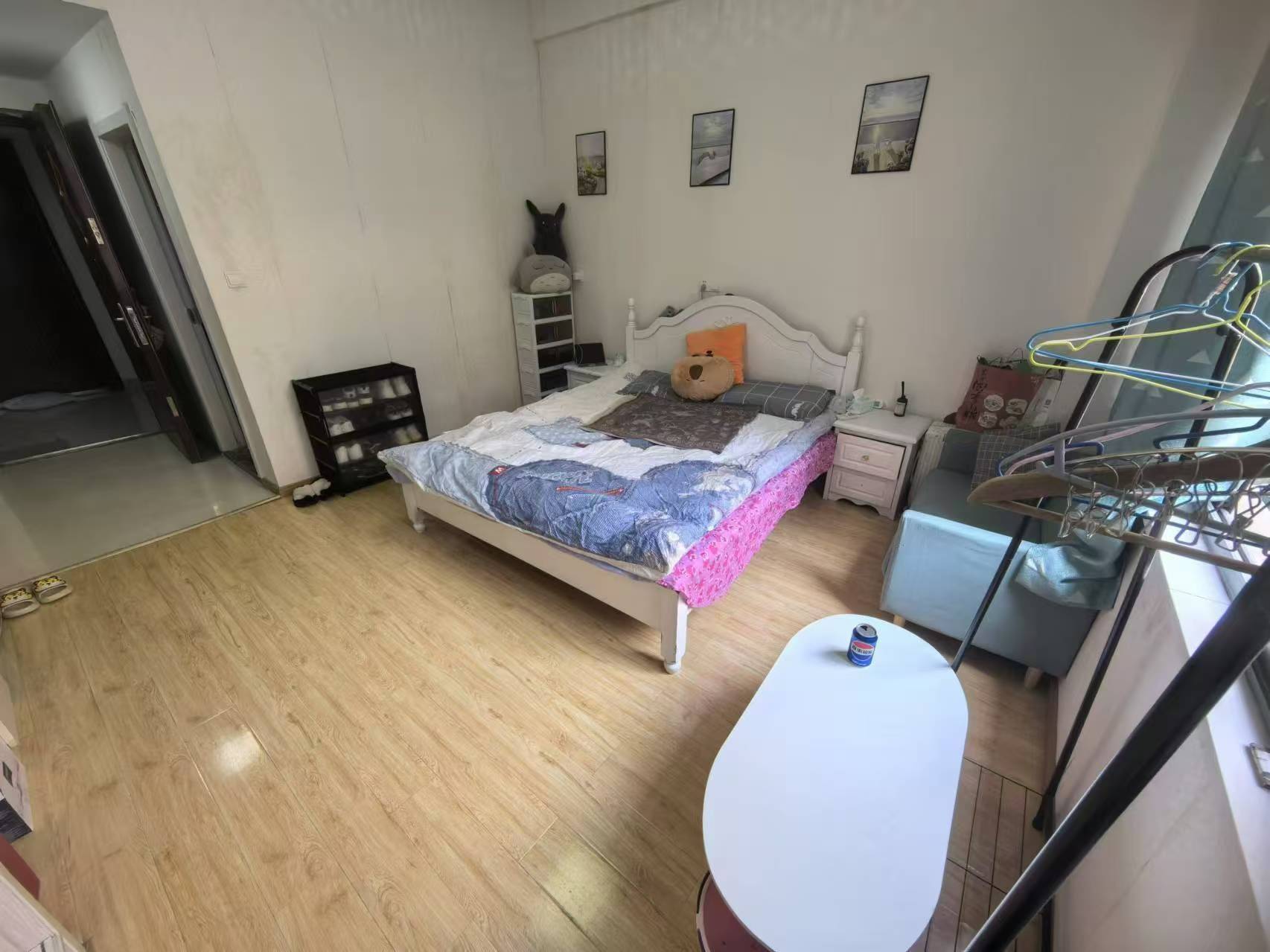 Hangzhou-Shangcheng-Cozy Home,Clean&Comfy,No Gender Limit,Hustle & Bustle,Chilled,Pet Friendly