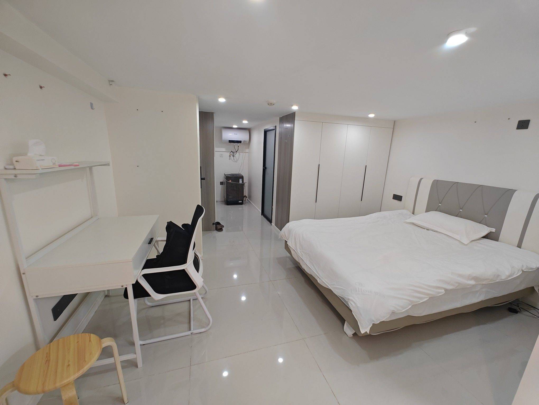 Wuhan-Hanyang-Clean&Comfy,Hustle & Bustle,Chilled