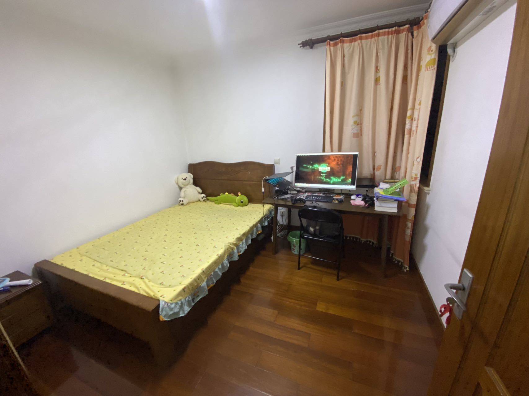 Shanghai-Pudong-Cozy Home,Clean&Comfy,No Gender Limit,Hustle & Bustle,“Friends”,Chilled,LGBTQ Friendly,Pet Friendly