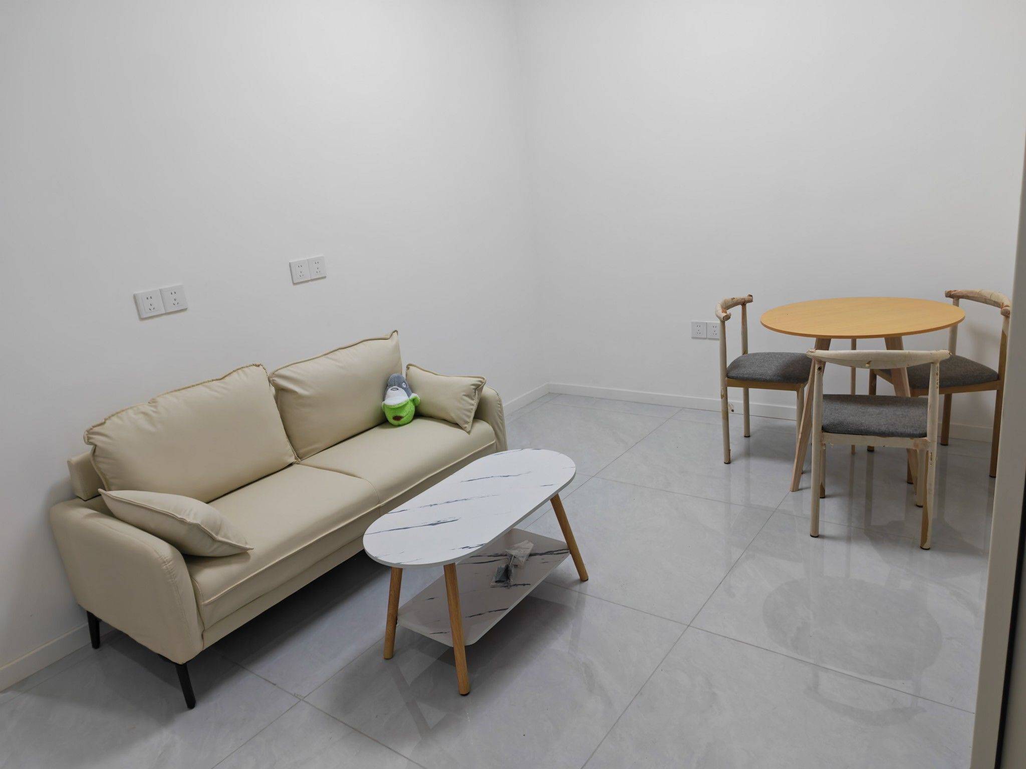 Wuhan-Hongshan-Cozy Home,Clean&Comfy,No Gender Limit,Hustle & Bustle,“Friends”,Chilled,LGBTQ Friendly,Pet Friendly