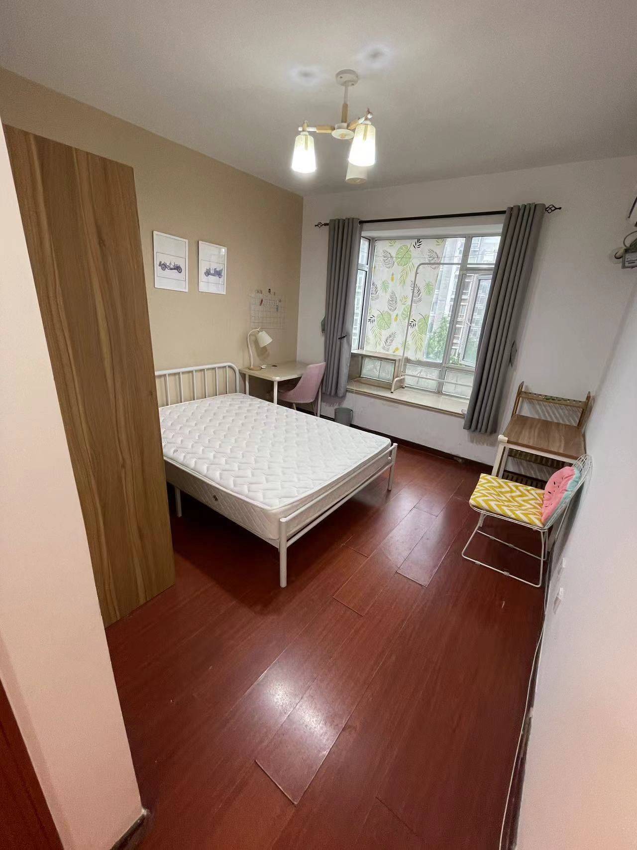 Shanghai-Minhang-Cozy Home,Clean&Comfy,No Gender Limit,Hustle & Bustle,“Friends”