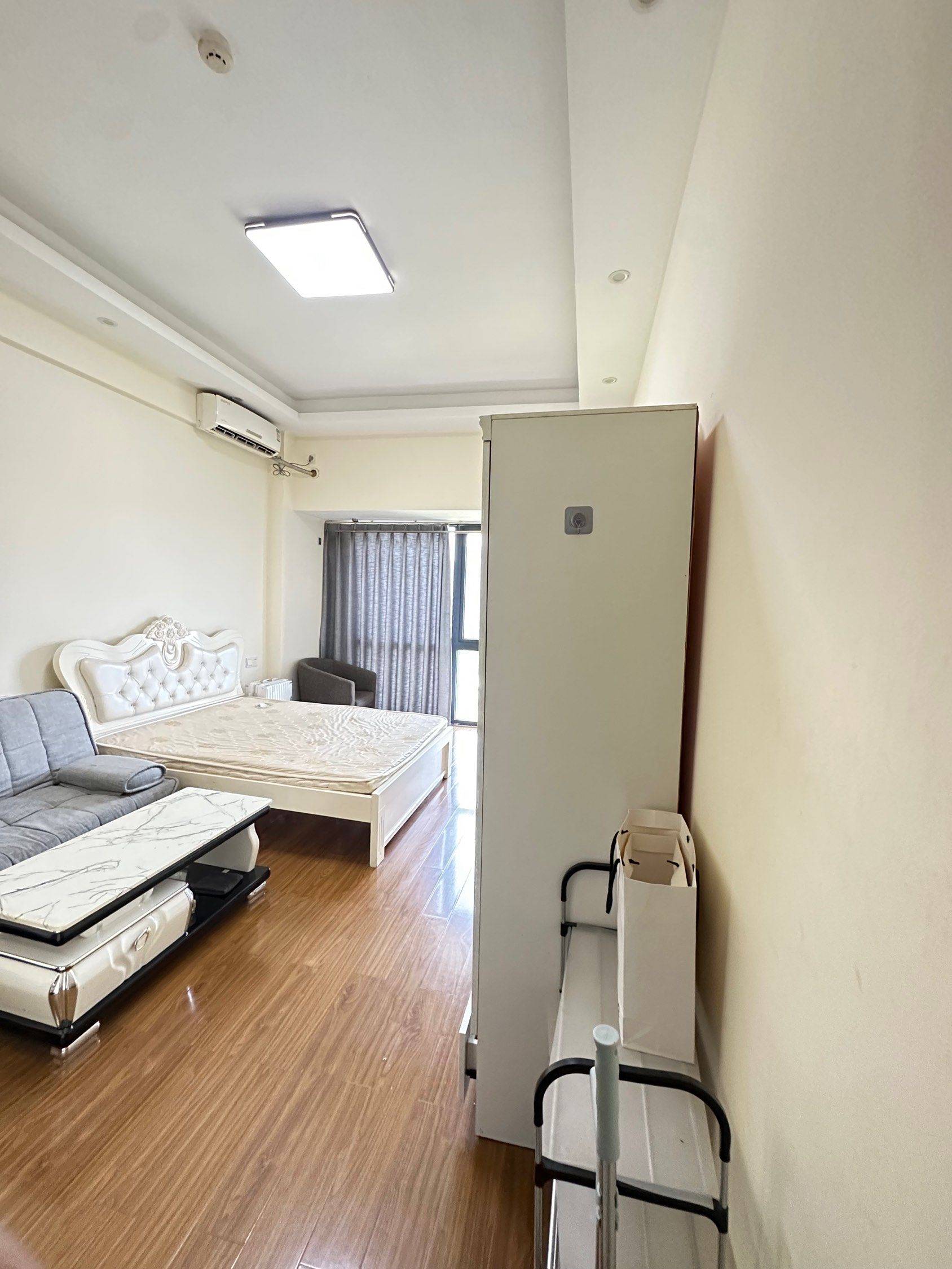 Hangzhou-Shangcheng-Cozy Home,Clean&Comfy,No Gender Limit,Hustle & Bustle,“Friends”,Chilled,LGBTQ Friendly,Pet Friendly