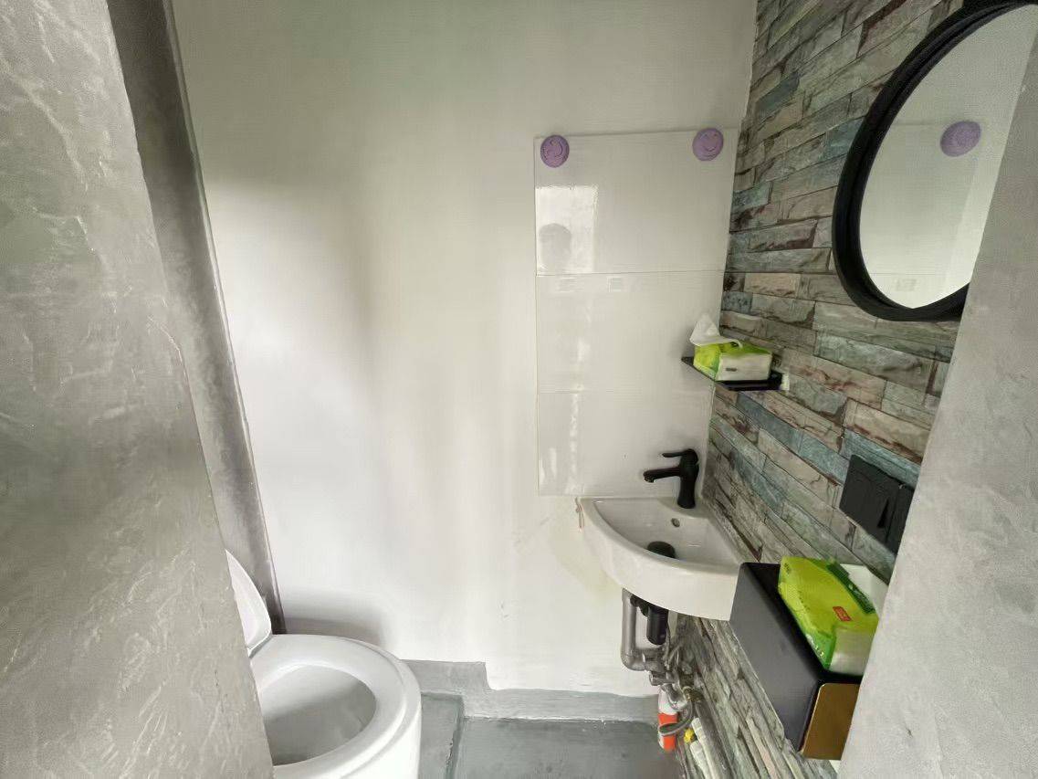 Shanghai-Xuhui-Cozy Home,Clean&Comfy,No Gender Limit,Hustle & Bustle,“Friends”,Chilled,LGBTQ Friendly,Pet Friendly
