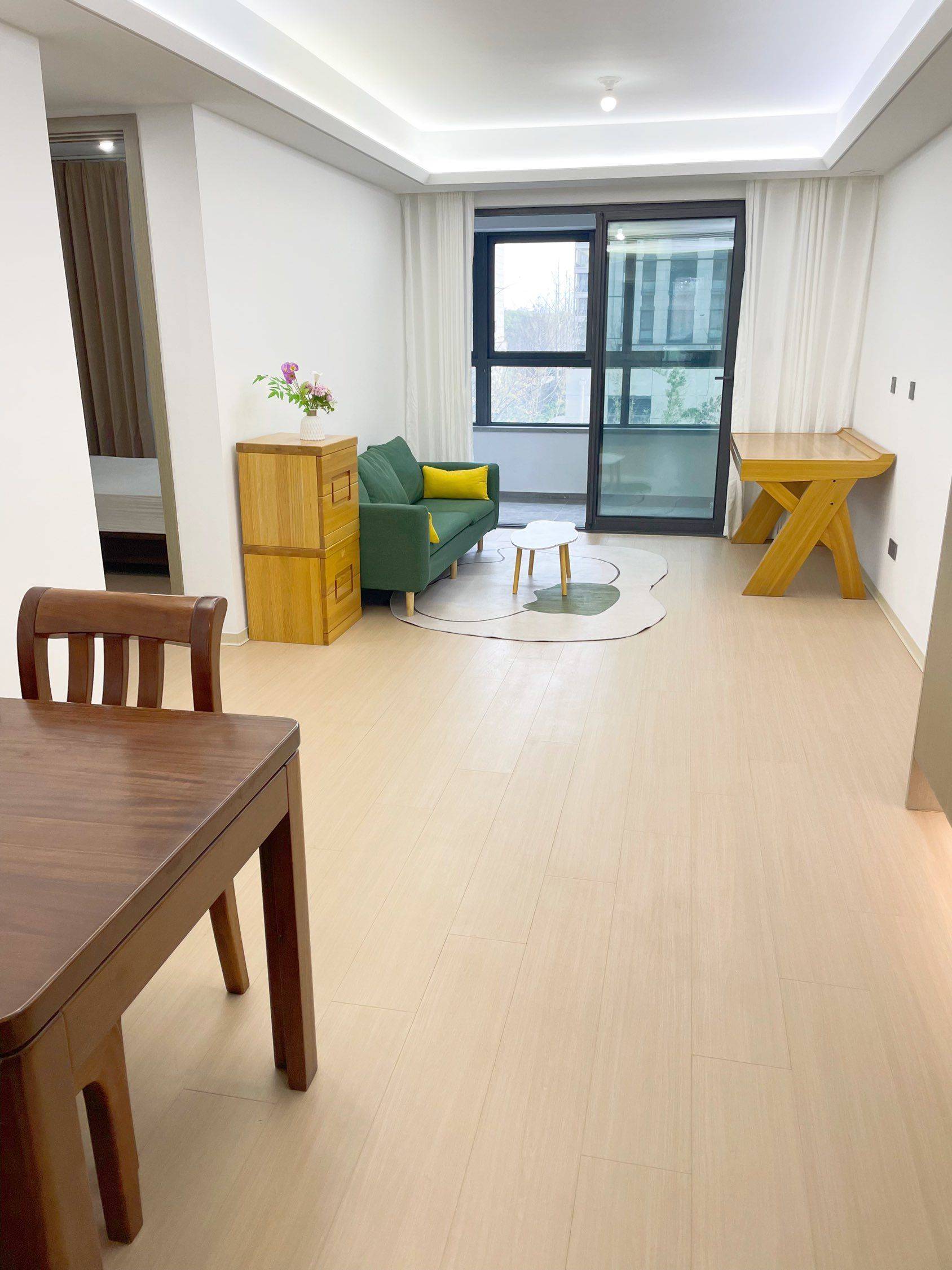 Shanghai-Qingpu-Cozy Home,Clean&Comfy,No Gender Limit,Hustle & Bustle,“Friends”,Chilled,LGBTQ Friendly