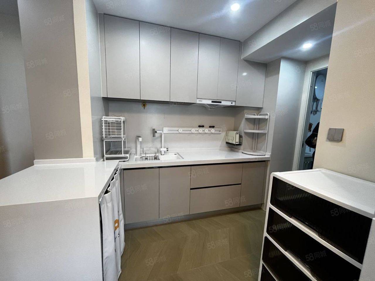 Kunming-Guandu-Cozy Home,Clean&Comfy,No Gender Limit,Hustle & Bustle,“Friends”,Chilled