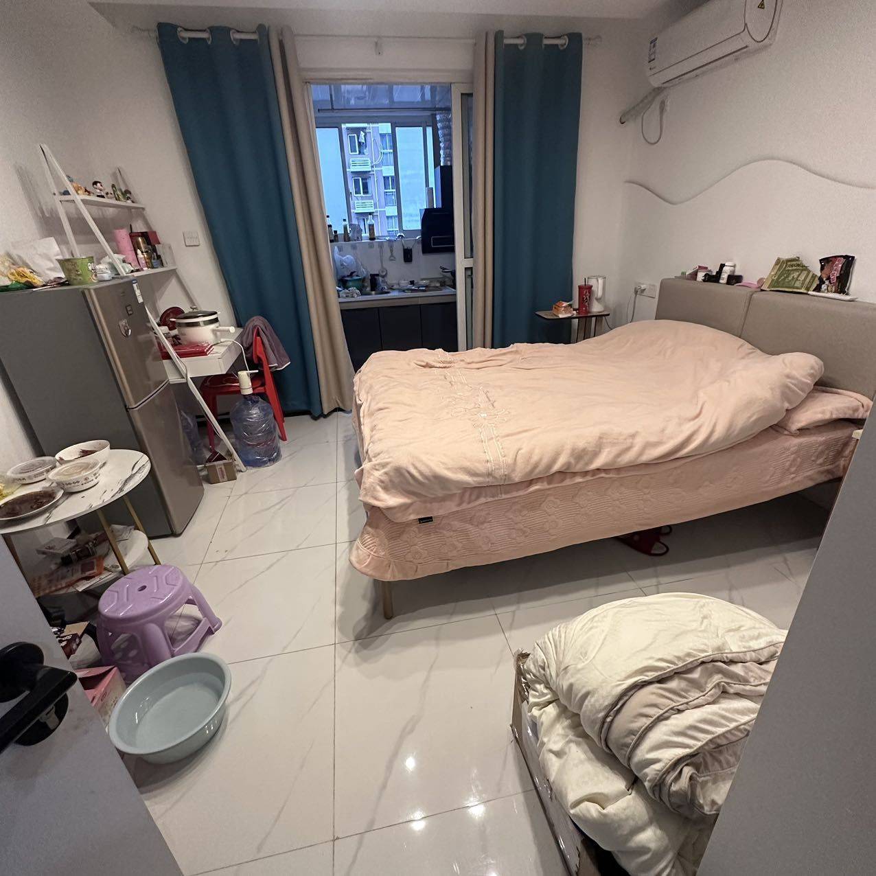 Shanghai-Minhang-Cozy Home,Clean&Comfy,No Gender Limit,Hustle & Bustle,“Friends”,Chilled,LGBTQ Friendly