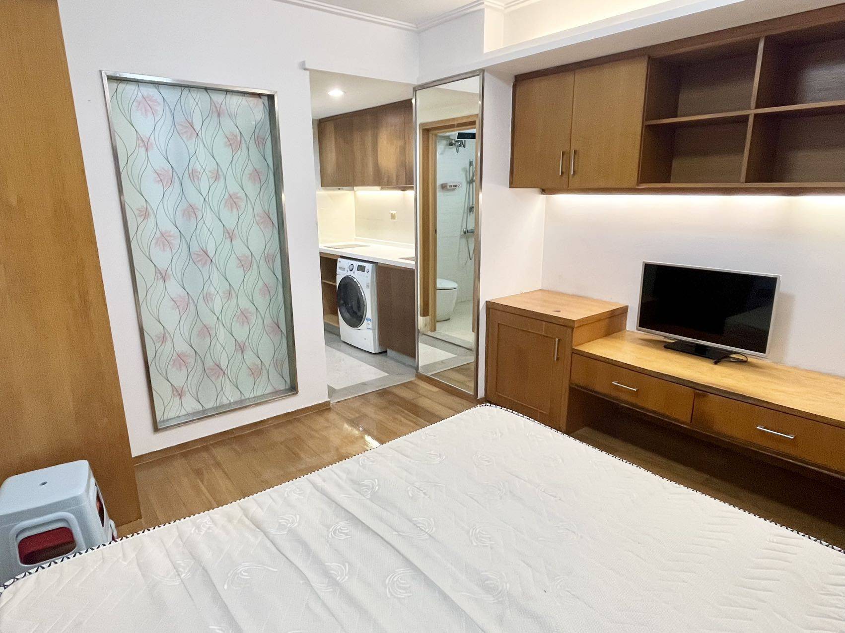 Shenzhen-Longgang-Cozy Home,Hustle & Bustle,Chilled