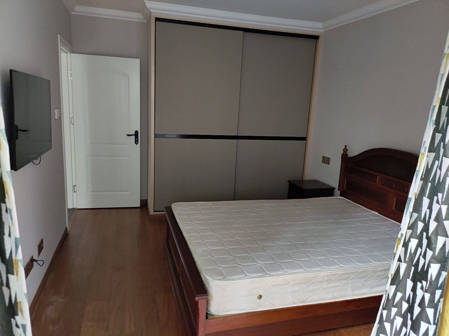 Shanghai-Pudong-Cozy Home,Clean&Comfy,No Gender Limit,Hustle & Bustle,“Friends”,Chilled