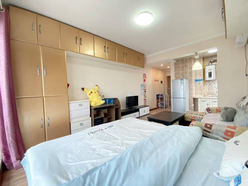 Zhengzhou-Jinshui-Cozy Home,Clean&Comfy,No Gender Limit,Hustle & Bustle,“Friends”