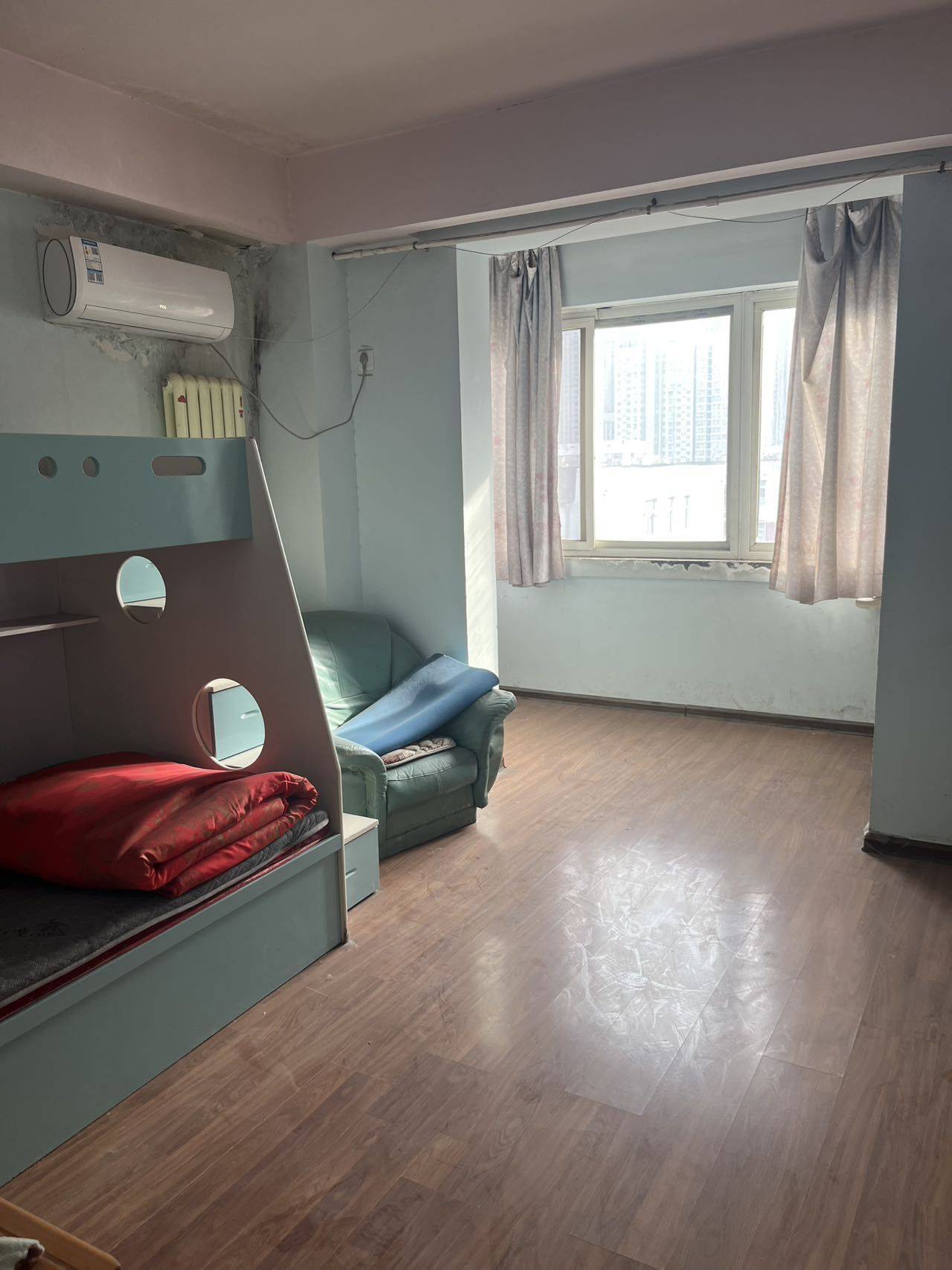 Zhengzhou-Zhongyuan-Cozy Home,Clean&Comfy,No Gender Limit,Hustle & Bustle,“Friends”,Chilled