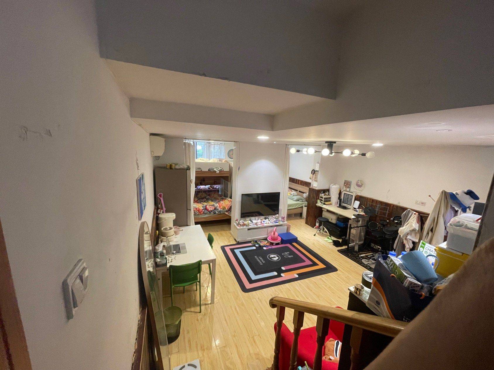 Shanghai-Jing‘An-Cozy Home,Clean&Comfy,No Gender Limit,Hustle & Bustle,“Friends”,Chilled,LGBTQ Friendly,Pet Friendly