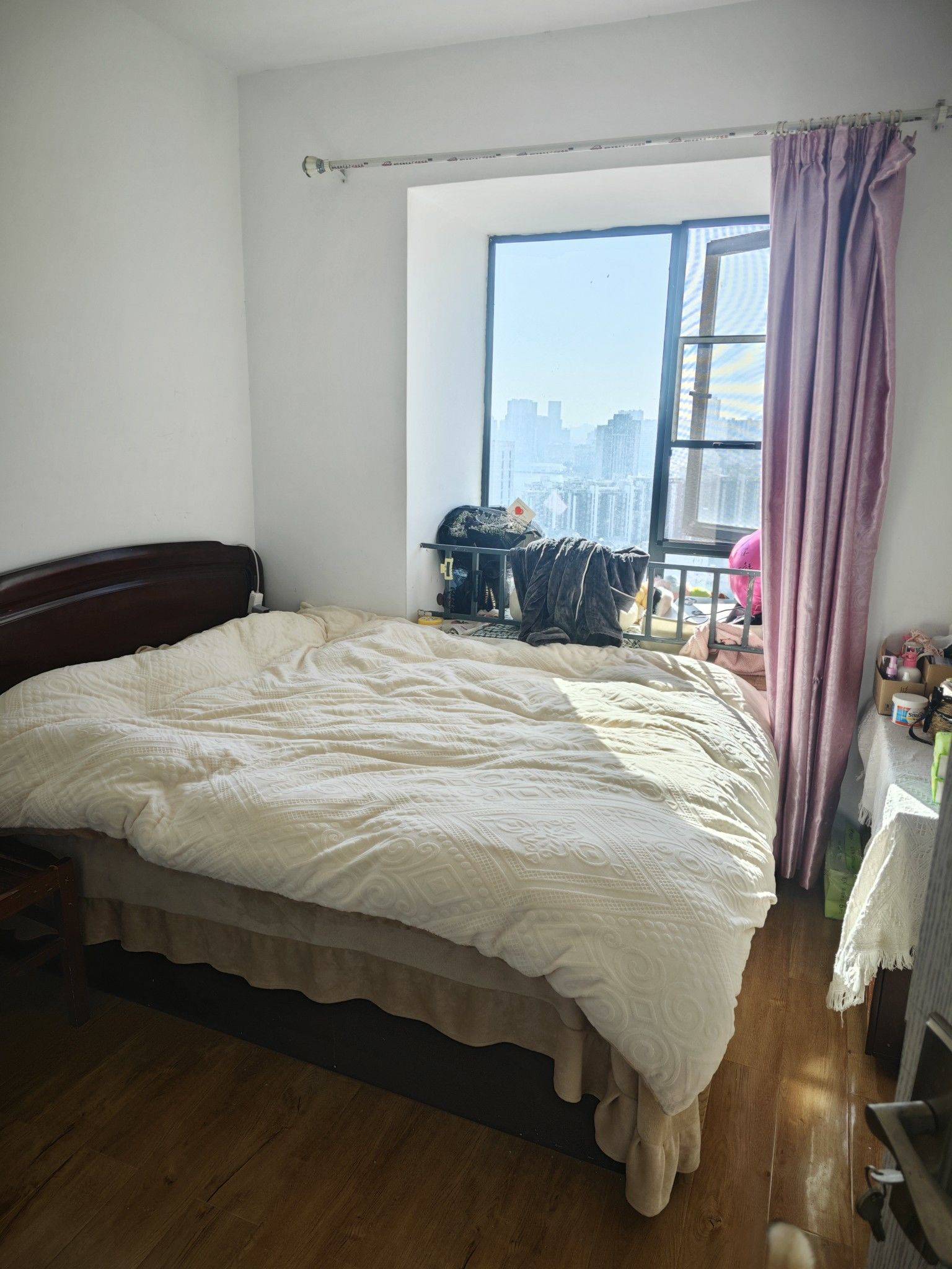 Wuhan-Hongshan-Cozy Home,Clean&Comfy,No Gender Limit,Hustle & Bustle,“Friends”,Chilled,LGBTQ Friendly,Pet Friendly