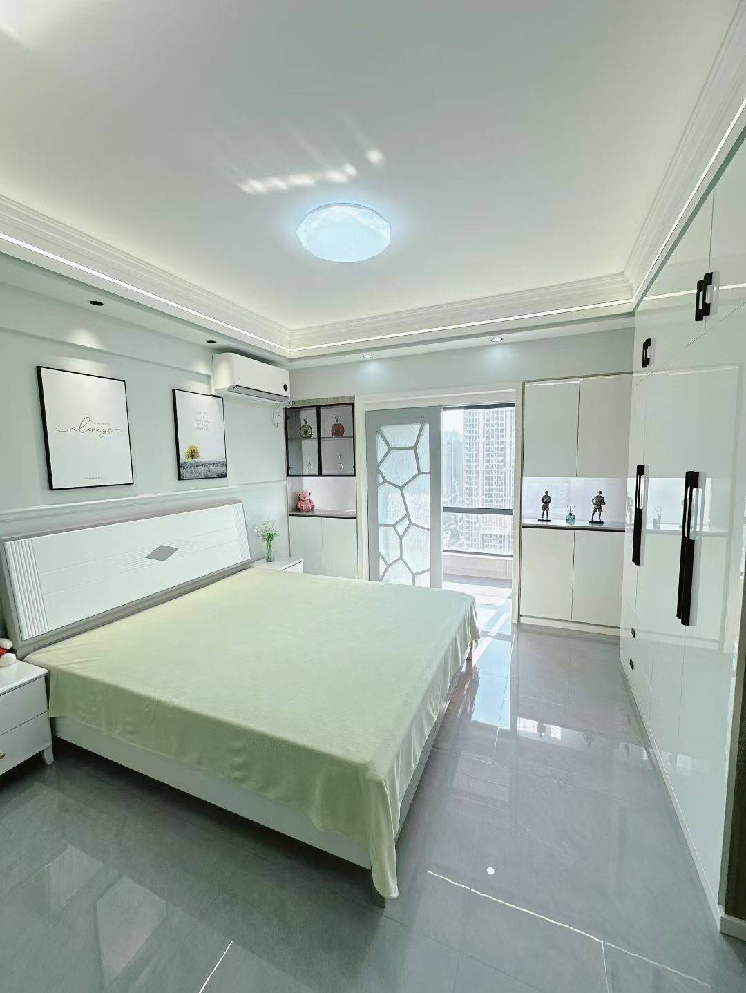 Wuhan-Hongshan-个人转租,合租找室友,Pet Friendly,LGBTQ Friendly,Cozy Home,Clean&Comfy,No Gender Limit,Hustle & Bustle,“Friends”,Chilled