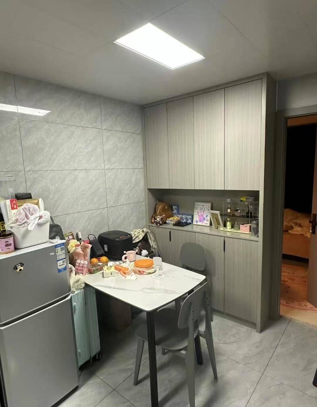 Jinan-Lixia-Cozy Home,Clean&Comfy,No Gender Limit,Hustle & Bustle