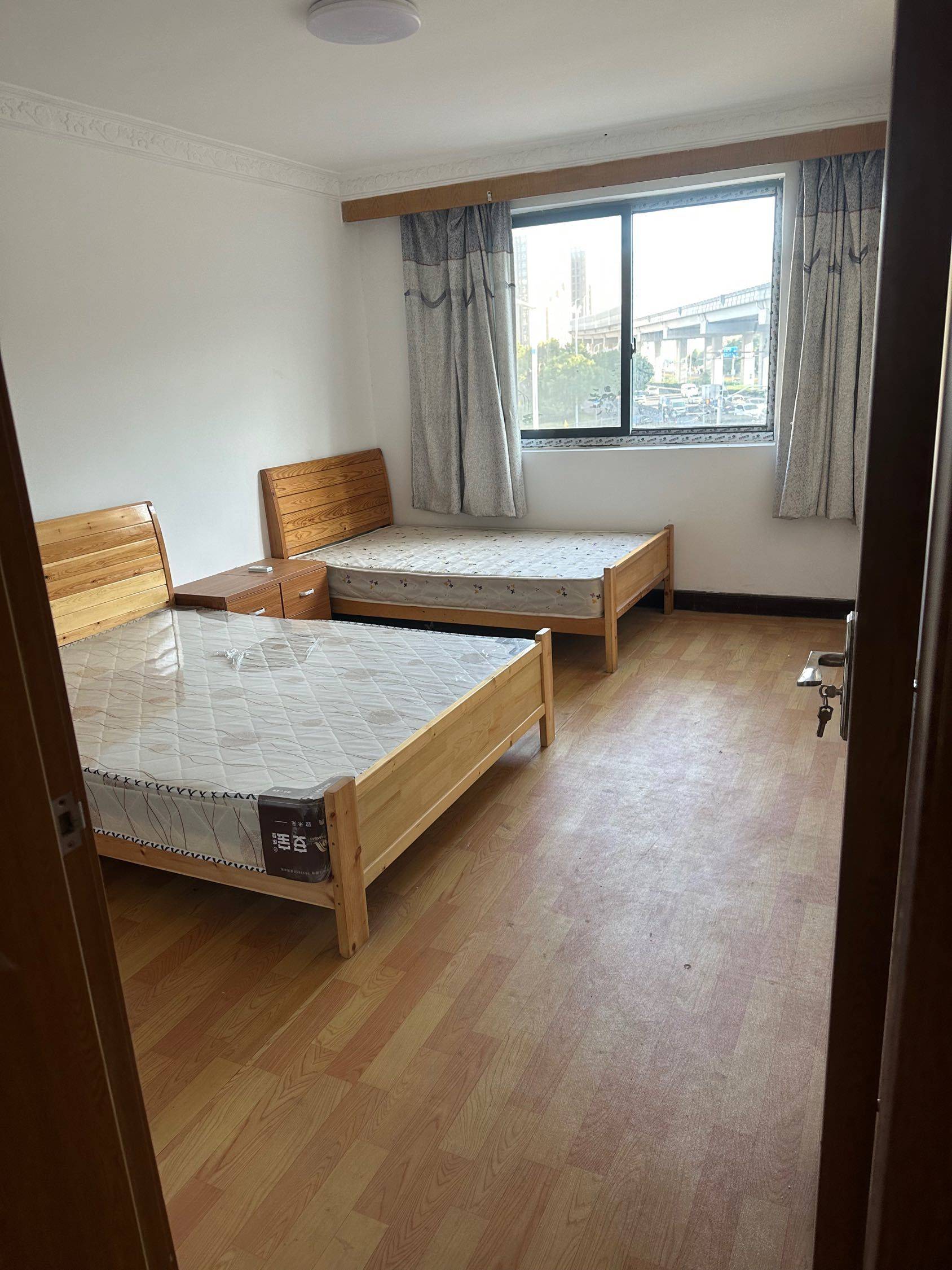 Shanghai-Jiading-Cozy Home,Clean&Comfy,No Gender Limit,Hustle & Bustle,“Friends”,Chilled