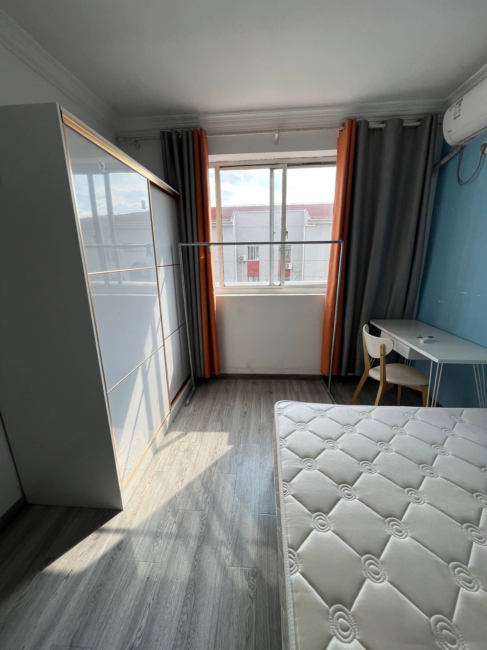 Shanghai-Jing‘An-Cozy Home,Clean&Comfy,No Gender Limit,Hustle & Bustle,Pet Friendly