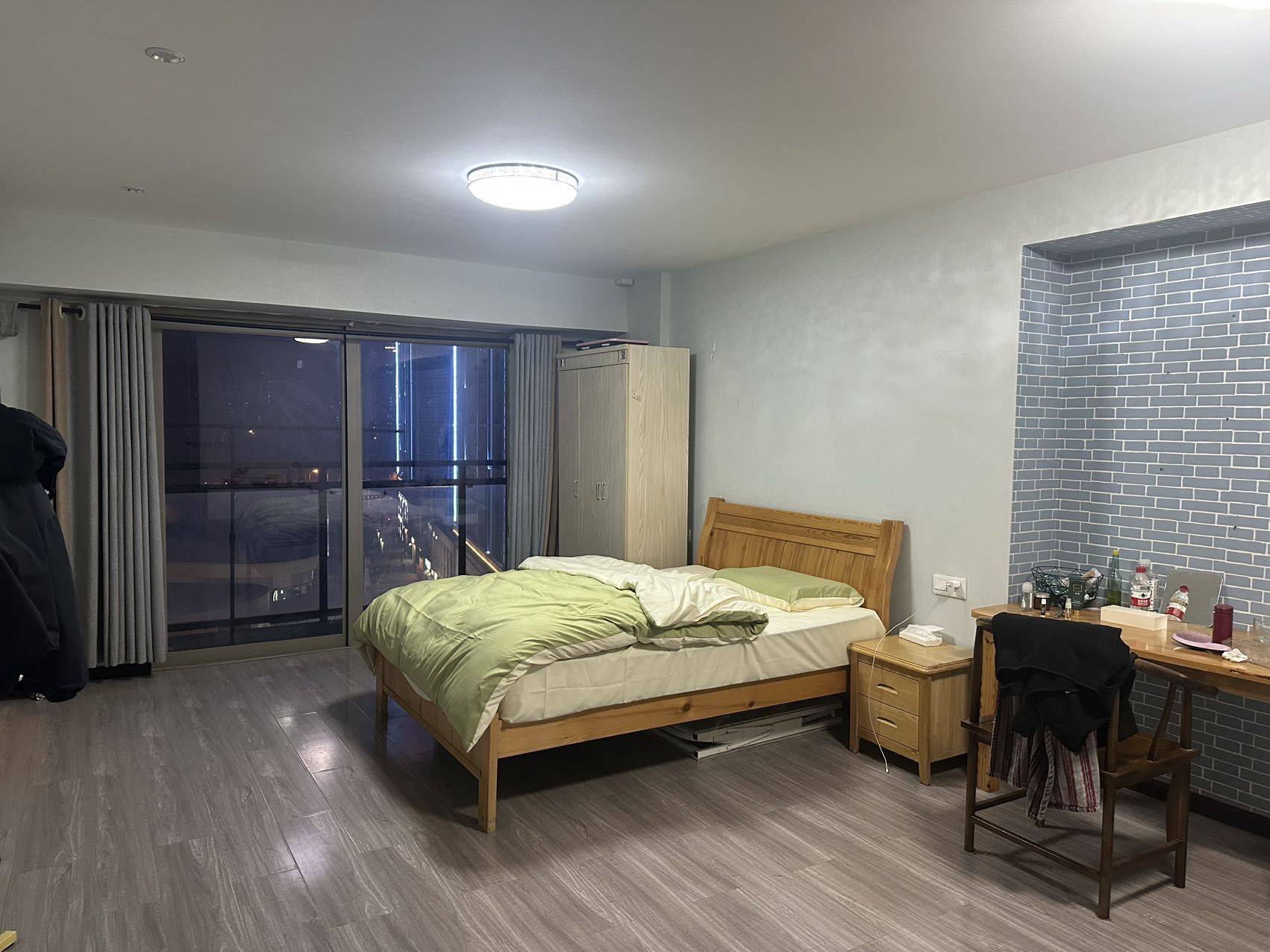 Wuhan-Jiang'an-Cozy Home,Clean&Comfy,No Gender Limit,Hustle & Bustle,“Friends”,LGBTQ Friendly
