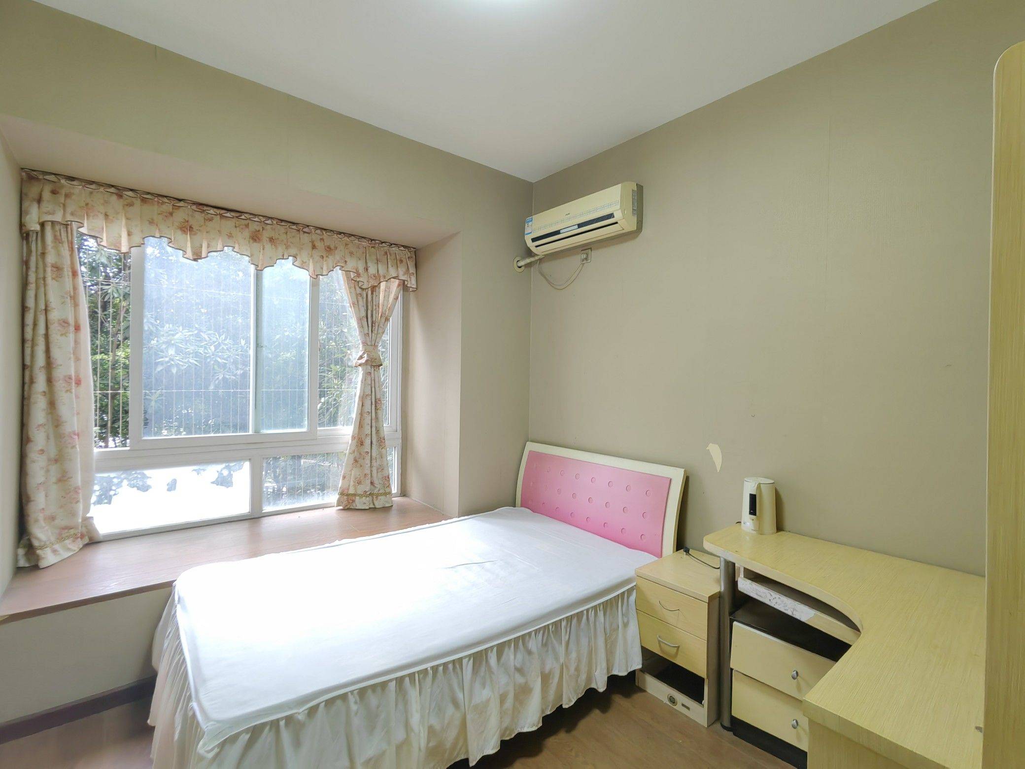 Chongqing-Jiangbei-Cozy Home,Clean&Comfy,No Gender Limit,Hustle & Bustle,“Friends”,Chilled,LGBTQ Friendly,Pet Friendly