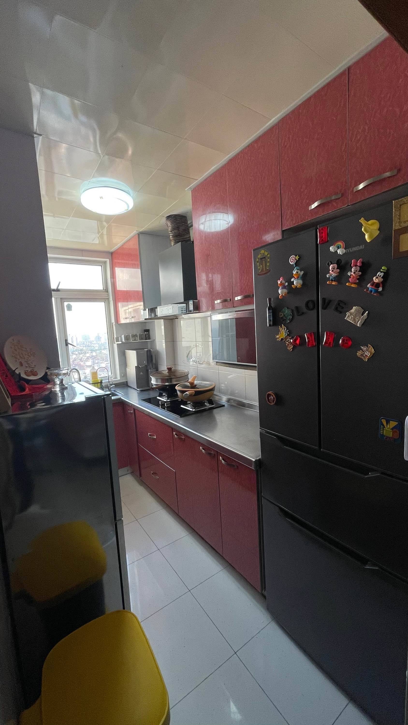 Shanghai-Changning-1000RMB/Night,Cozy Home,Clean&Comfy,No Gender Limit,Hustle & Bustle,“Friends”,Chilled,LGBTQ Friendly,Pet Friendly