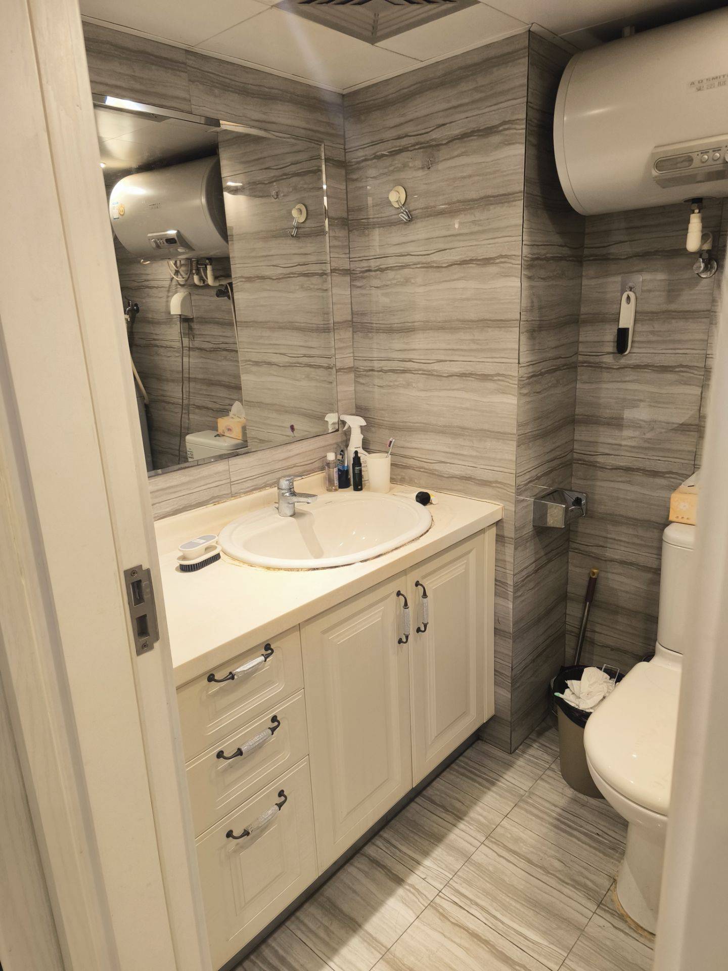 Hangzhou-Shangcheng-Cozy Home,Clean&Comfy,No Gender Limit,Chilled