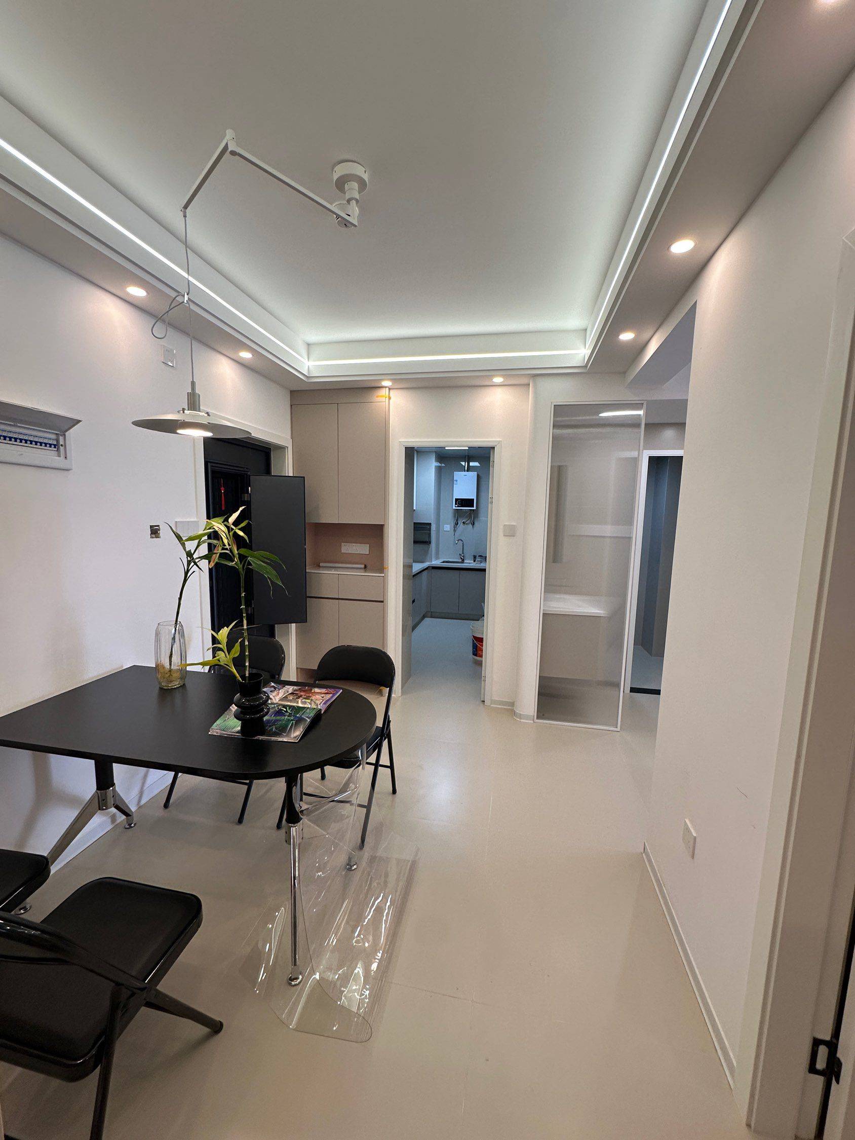Wuhan-Hongshan-Cozy Home,Clean&Comfy,Hustle & Bustle,“Friends”,Chilled