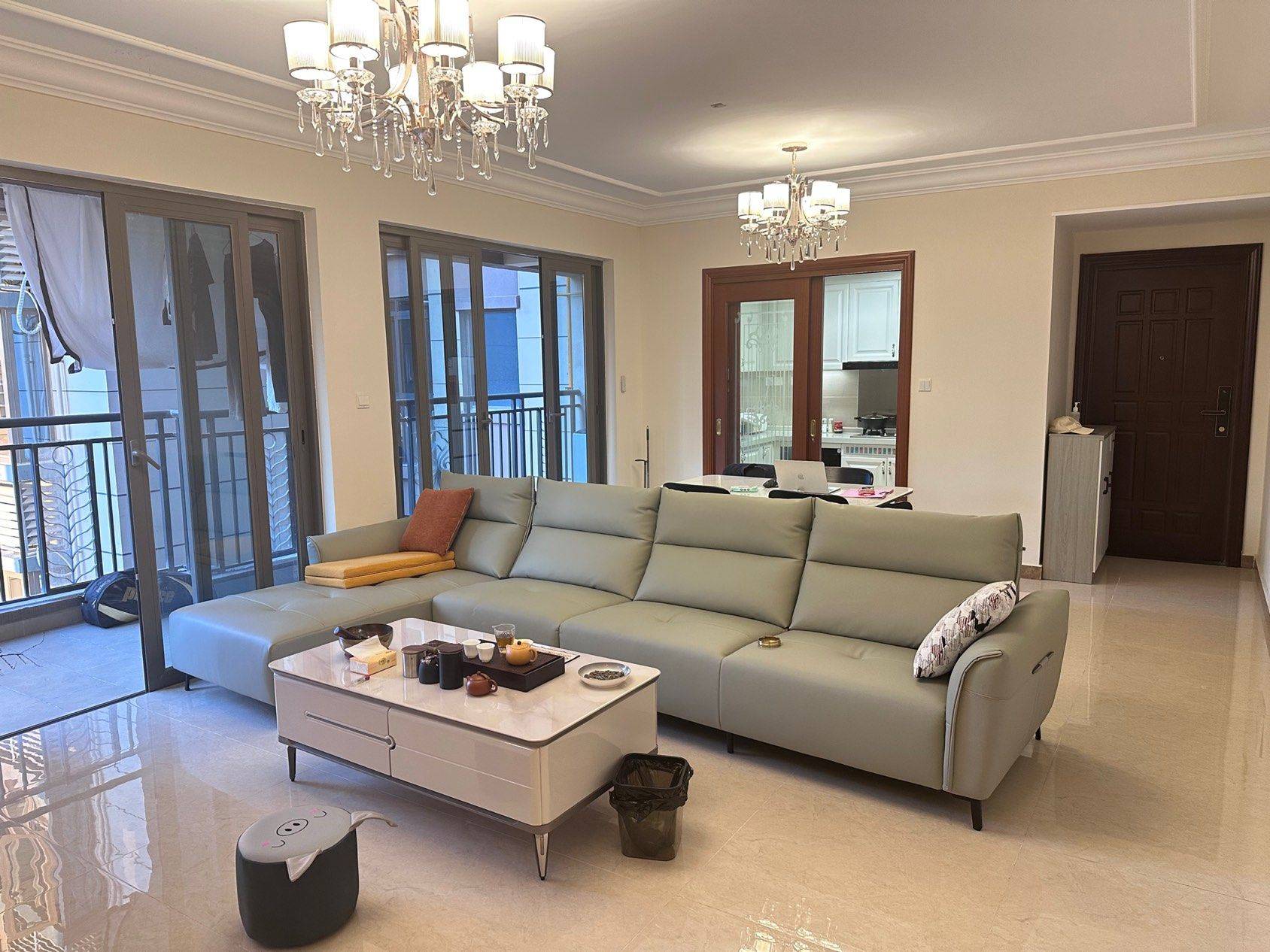 Chengdu-Xindu-Cozy Home,Clean&Comfy,No Gender Limit,Hustle & Bustle,“Friends”,Chilled