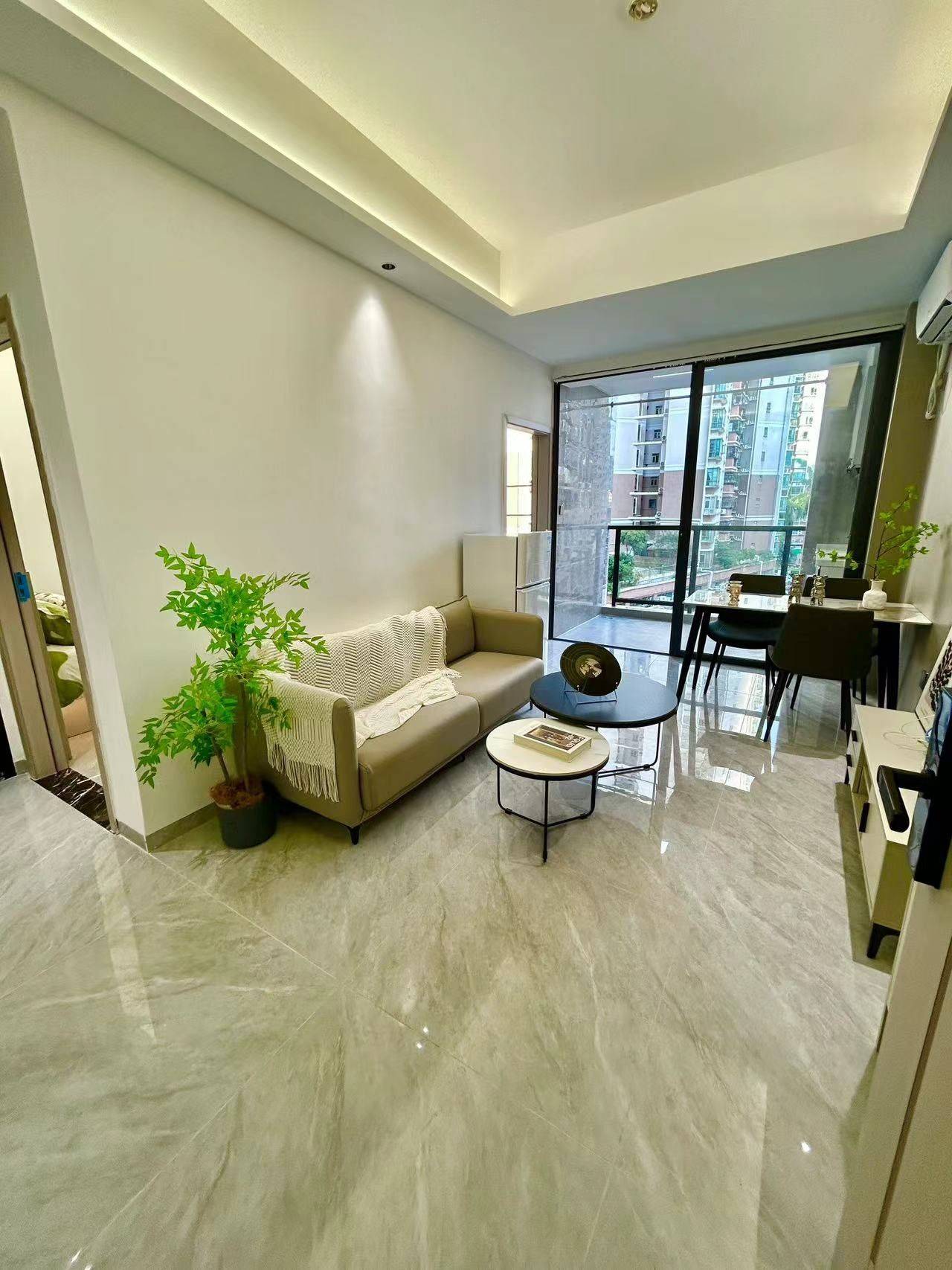 Shenzhen-BaoAn-Cozy Home,Clean&Comfy,No Gender Limit,Hustle & Bustle,Chilled,Pet Friendly