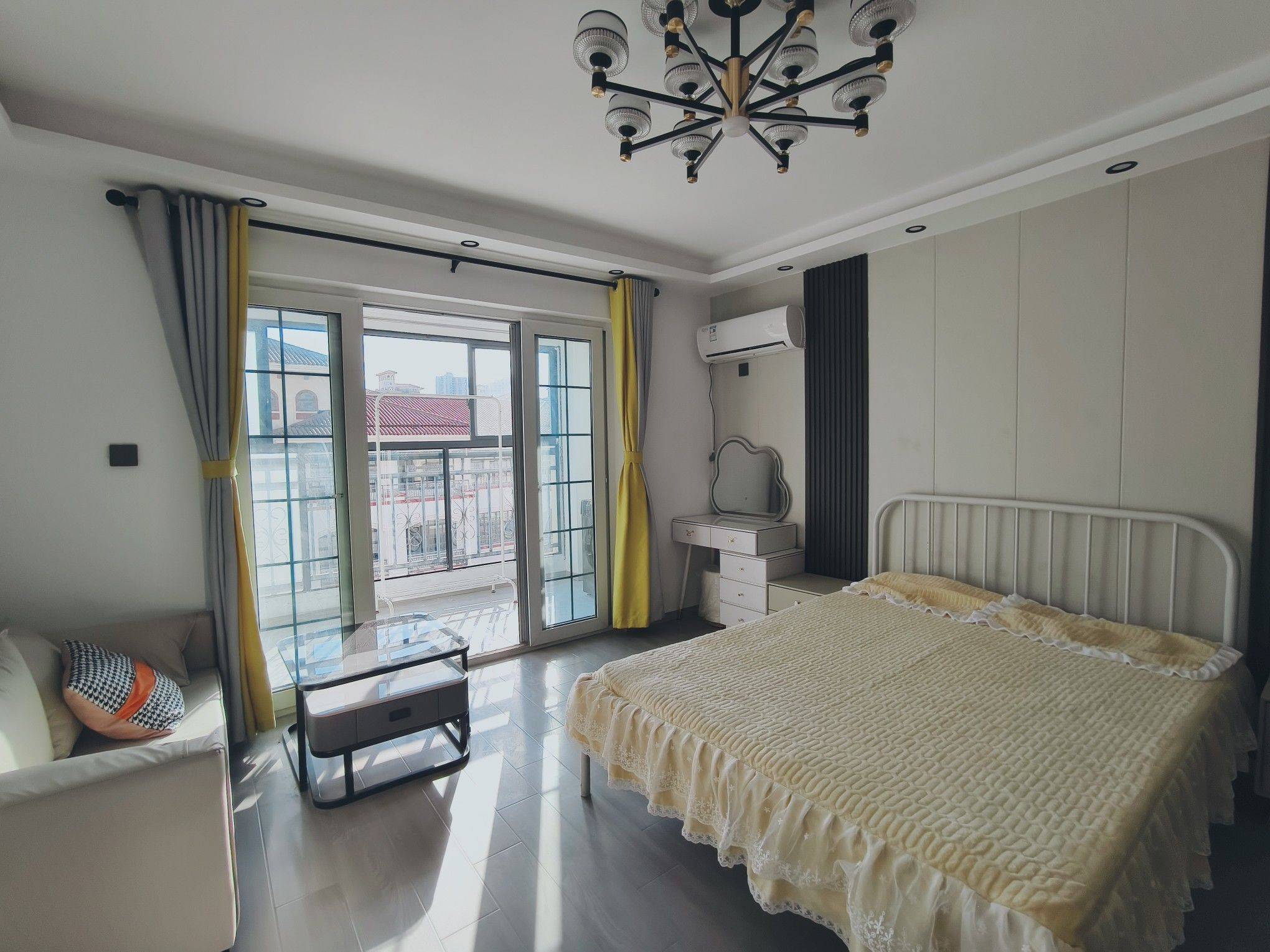 Nanjing-Pukou-Cozy Home,Clean&Comfy,No Gender Limit,Hustle & Bustle,“Friends”,Chilled,LGBTQ Friendly,Pet Friendly