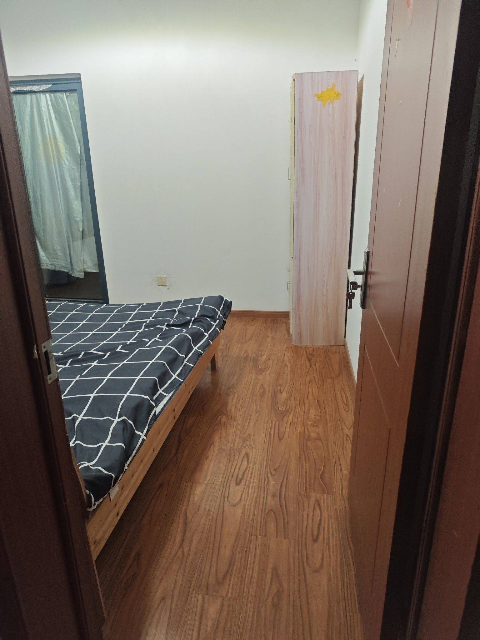 发光的少女整租房源3