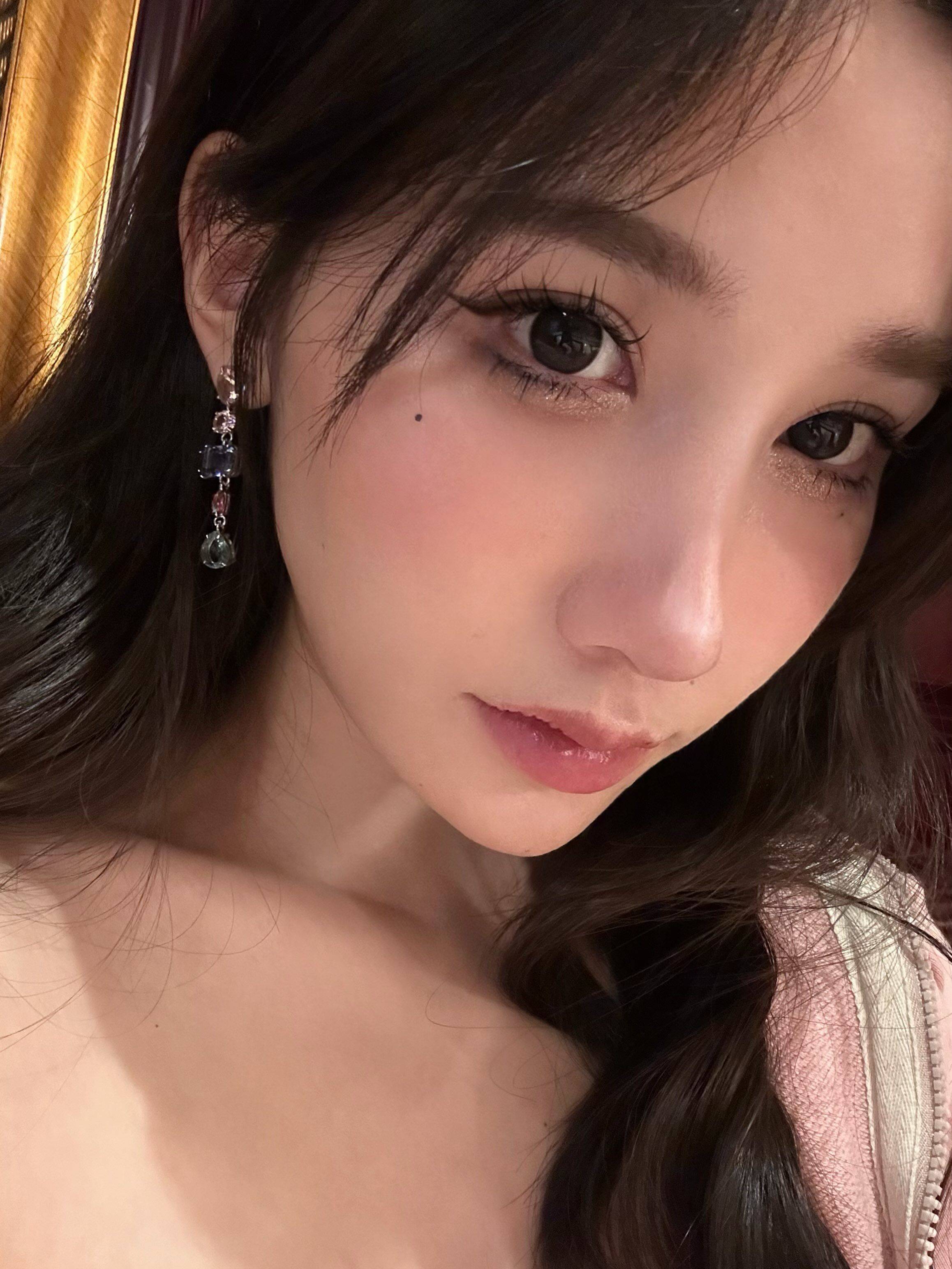 AVA