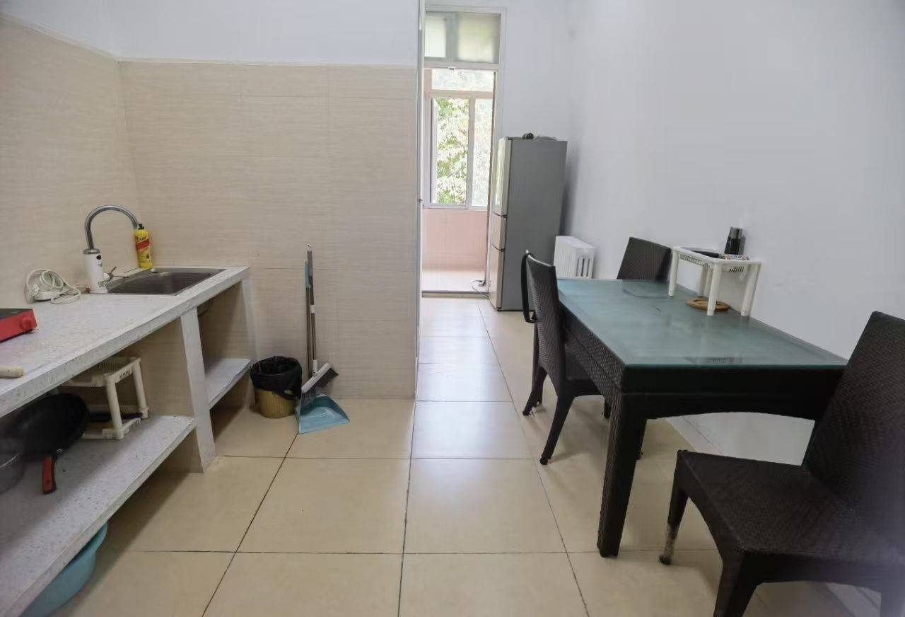 Beijing-Haidian-Cozy Home,Clean&Comfy,No Gender Limit,Hustle & Bustle,Chilled,Pet Friendly