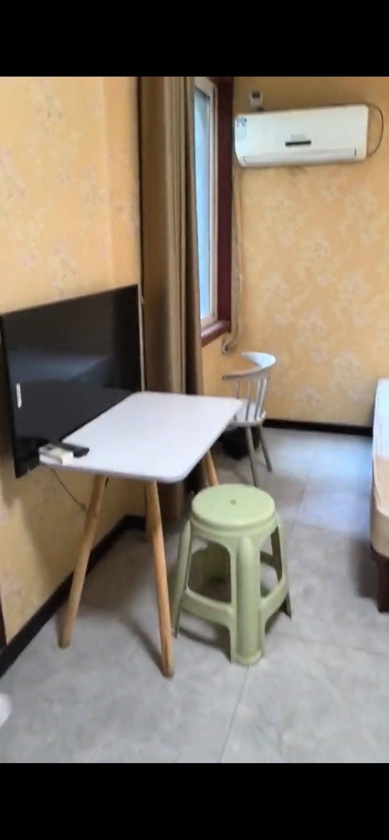 Xi'An-Lianhu-Cozy Home,Clean&Comfy,No Gender Limit,Hustle & Bustle