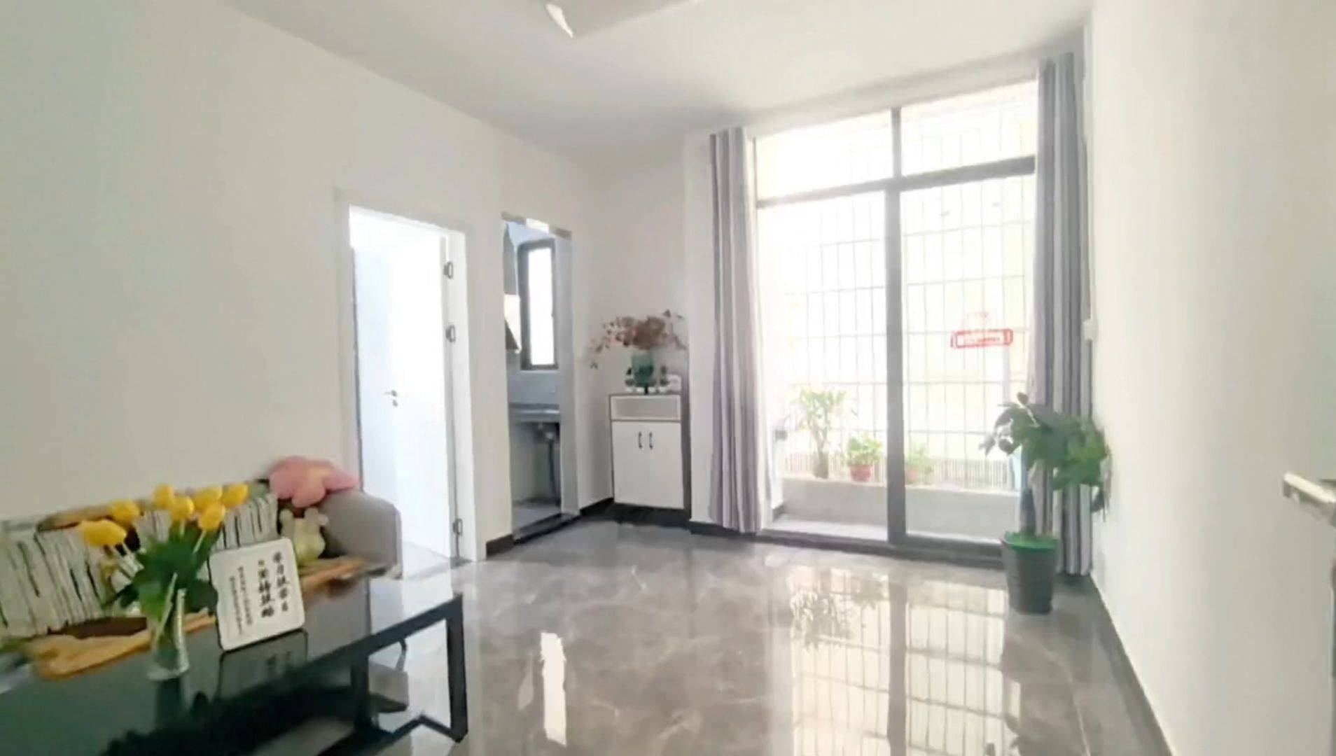 Guangzhou-Tianhe-Cozy Home,Clean&Comfy,No Gender Limit,Hustle & Bustle,“Friends”,Chilled,LGBTQ Friendly,Pet Friendly