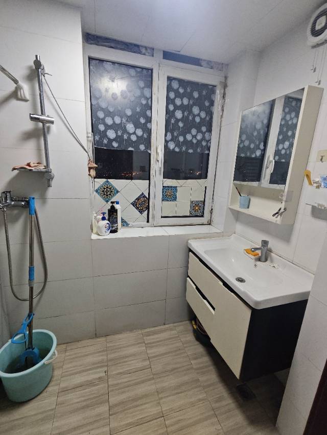 Qingdao-Shibei-套一,🏠,No Gender Limit