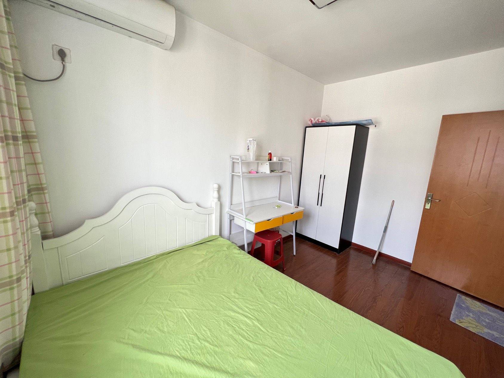 Nanjing-Xuanwu-Cozy Home,Clean&Comfy,No Gender Limit,Pet Friendly