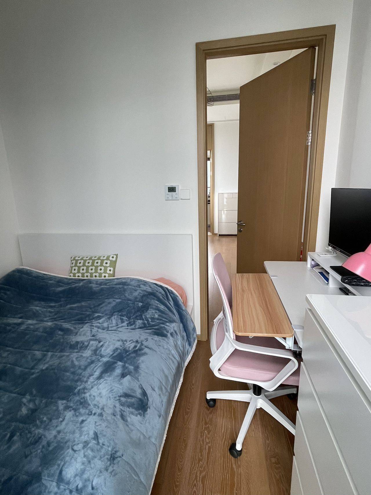Shanghai-Pudong-Cozy Home,Clean&Comfy,No Gender Limit,Hustle & Bustle,“Friends”,Chilled,LGBTQ Friendly,Pet Friendly