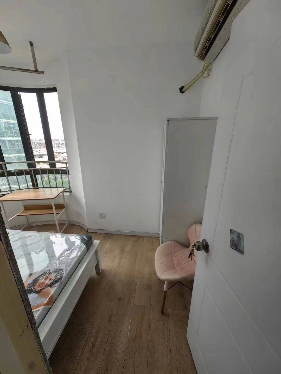 Shanghai-Baoshan-Cozy Home,Clean&Comfy,No Gender Limit,“Friends”,Pet Friendly