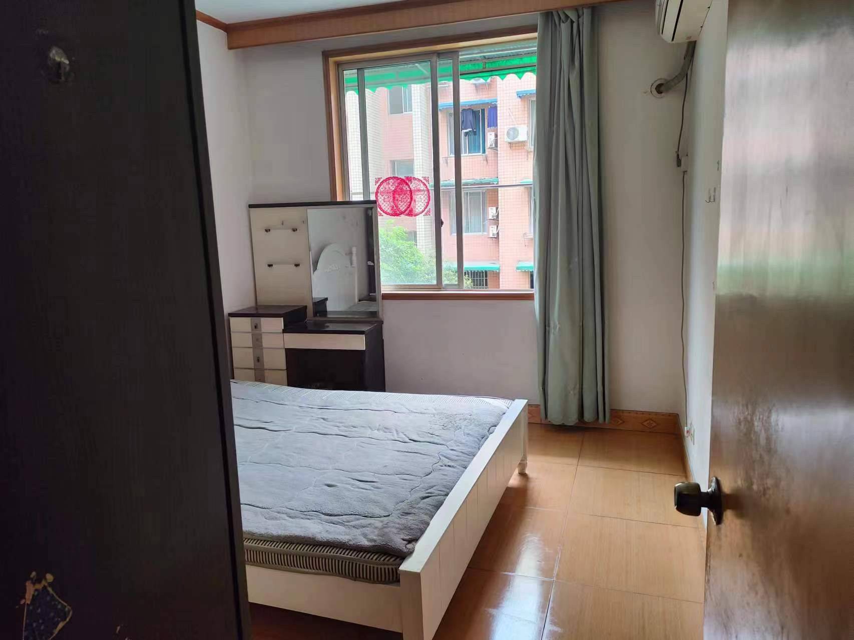 Chengdu-Wuhou-Cozy Home,Clean&Comfy,No Gender Limit,Hustle & Bustle,“Friends”,Chilled,LGBTQ Friendly,Pet Friendly