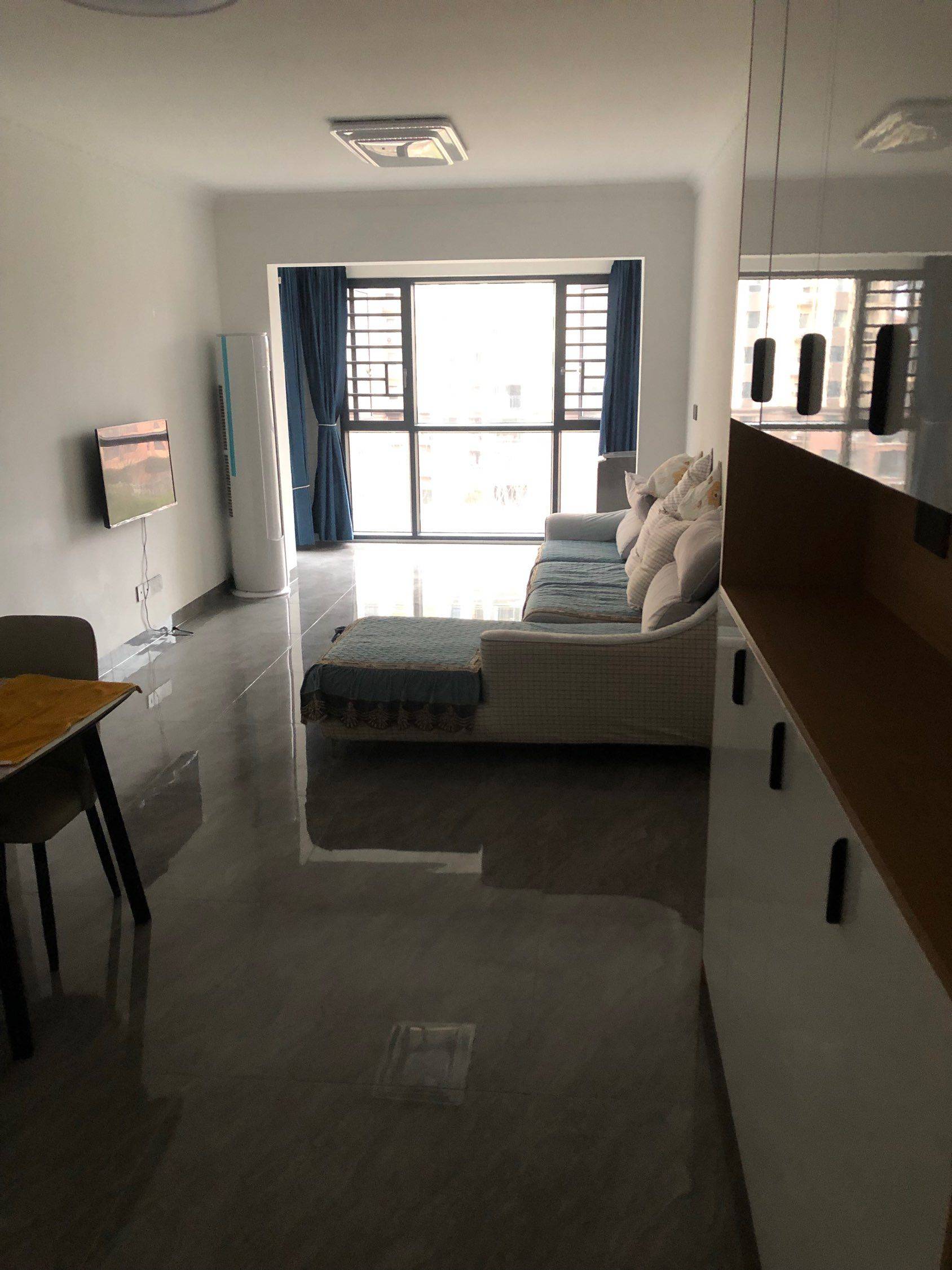 Changsha-Yuelu-loft,地铁六号线,地铁四号线,六沟垅,Cozy Home,Clean&Comfy,No Gender Limit